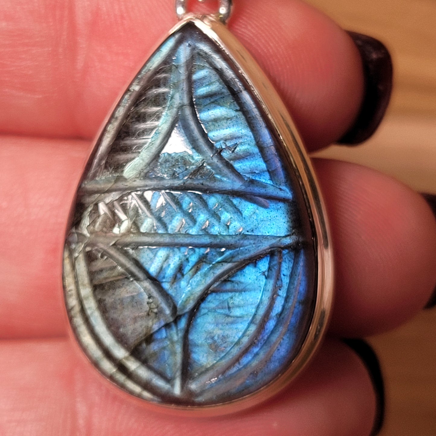 Labradorite Design Carved Sterling Silver Pendent
