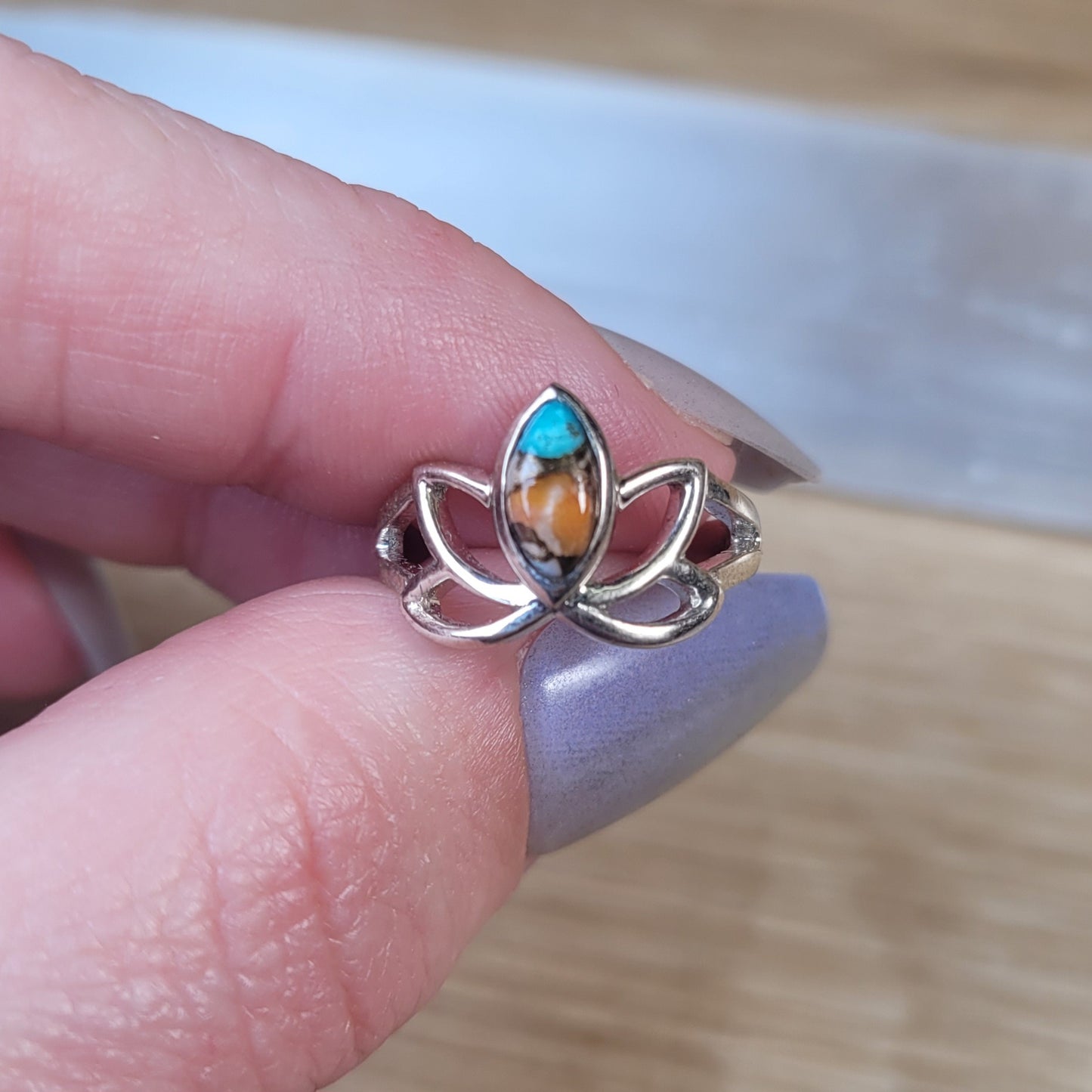 Spiny Oyster Sterling Silver Ring - Size 5