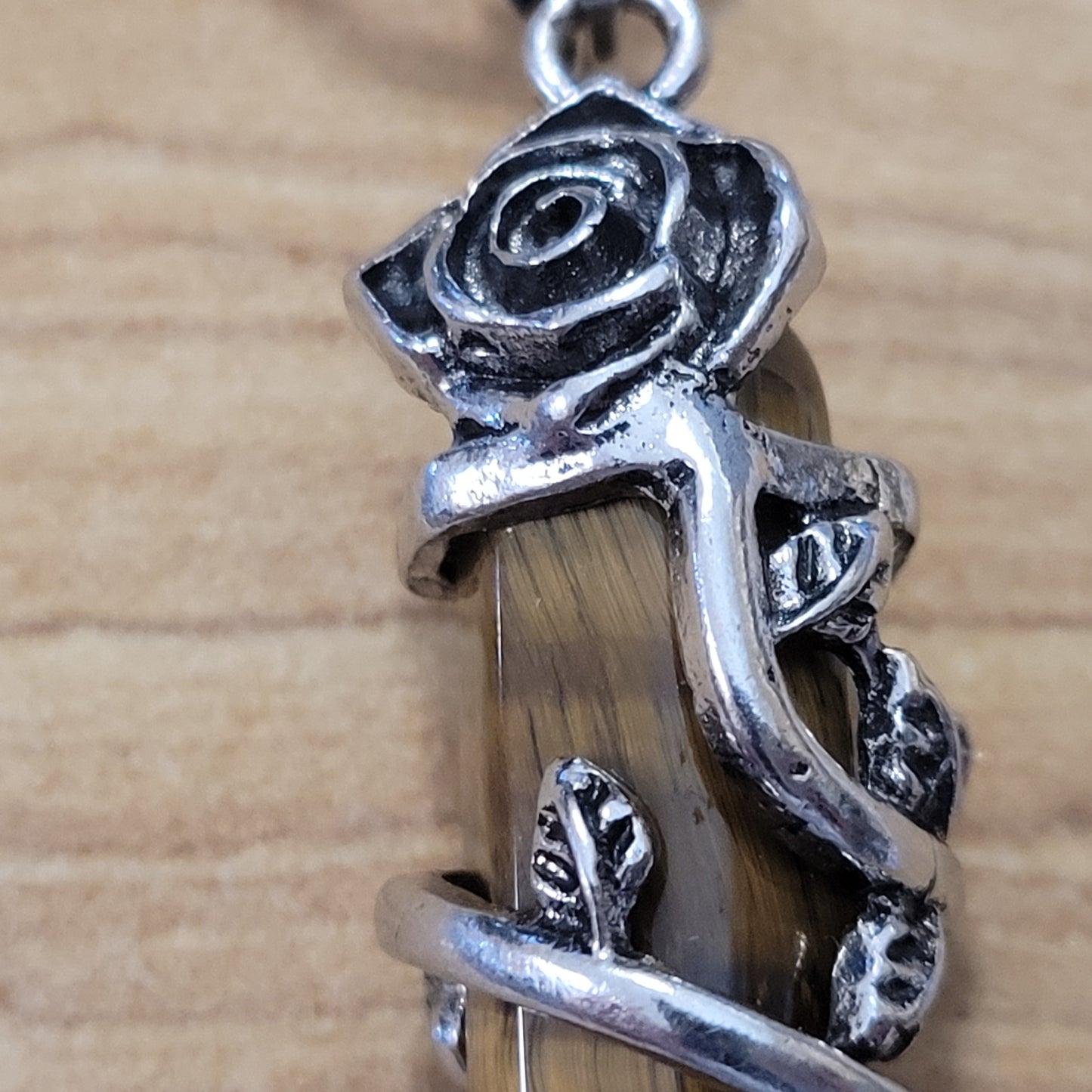 Tiger Eye Rose Necklace