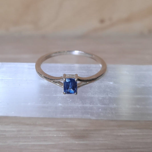 Kyanite - Size 10 Ring