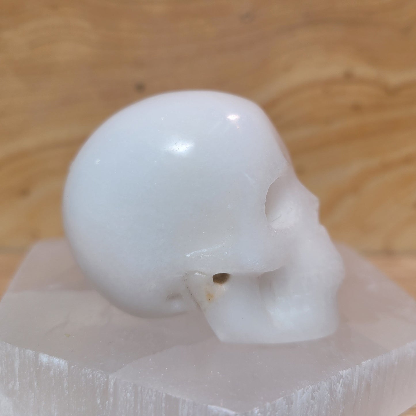 White Jade 2" Skull