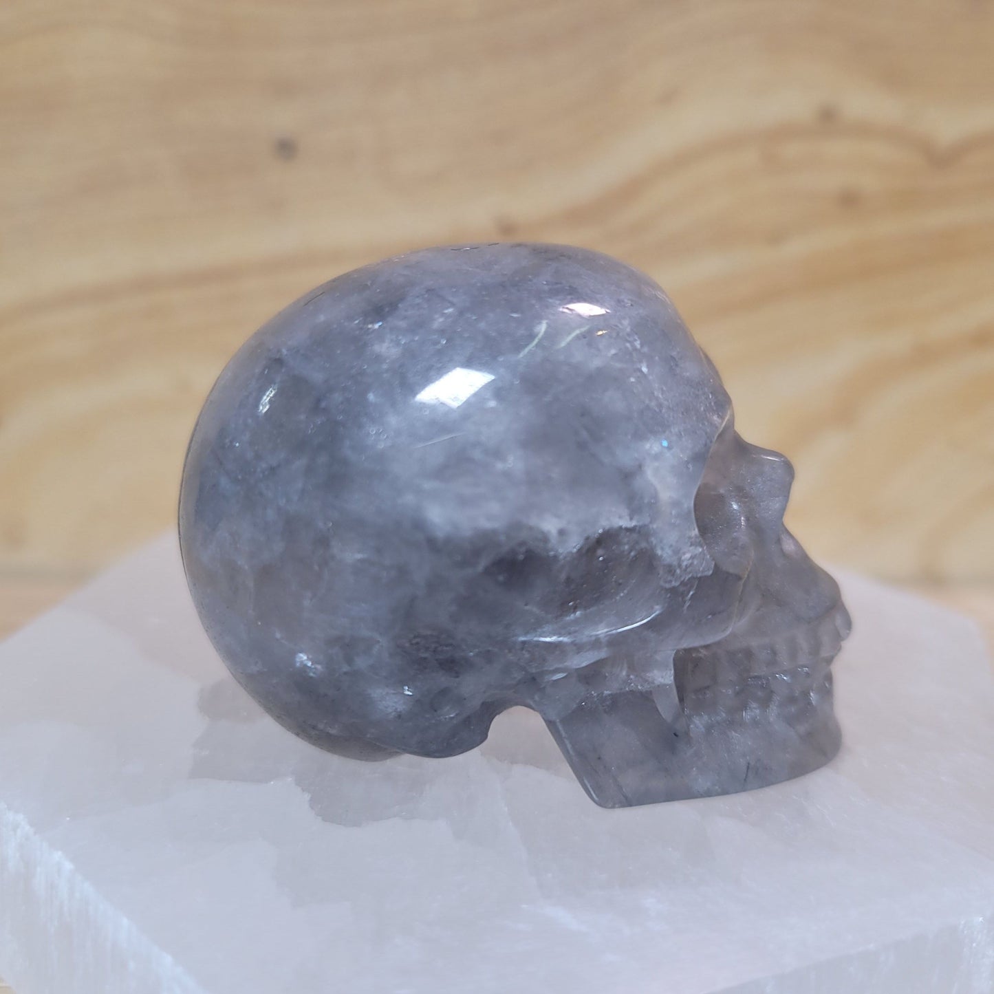 Grey Quartz 1.9" Skull