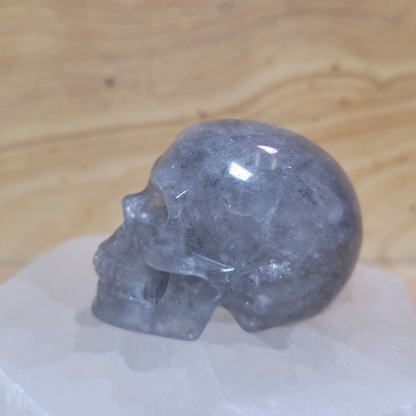 Grey Quartz 1.9" Skull