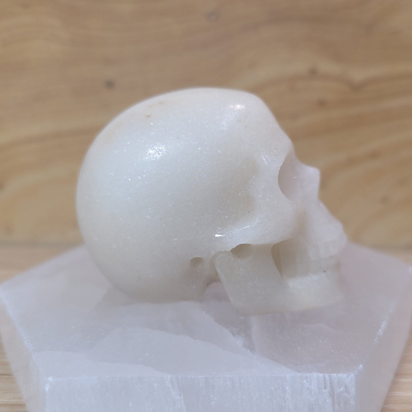 White Jade 2" Skull