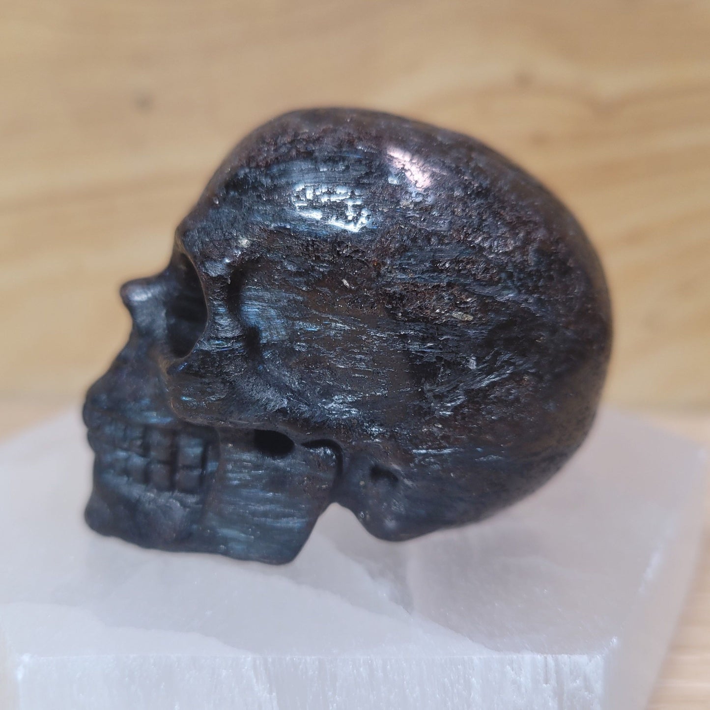 Russian Arfvedsonite w Garnet 2" Skull