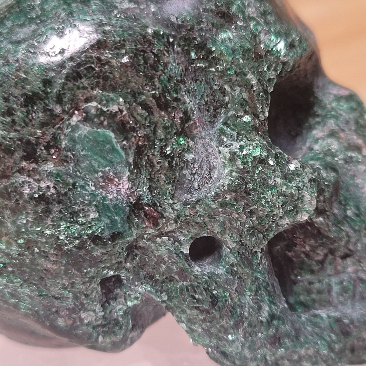 Green Fuschite w Mica 2" Skull