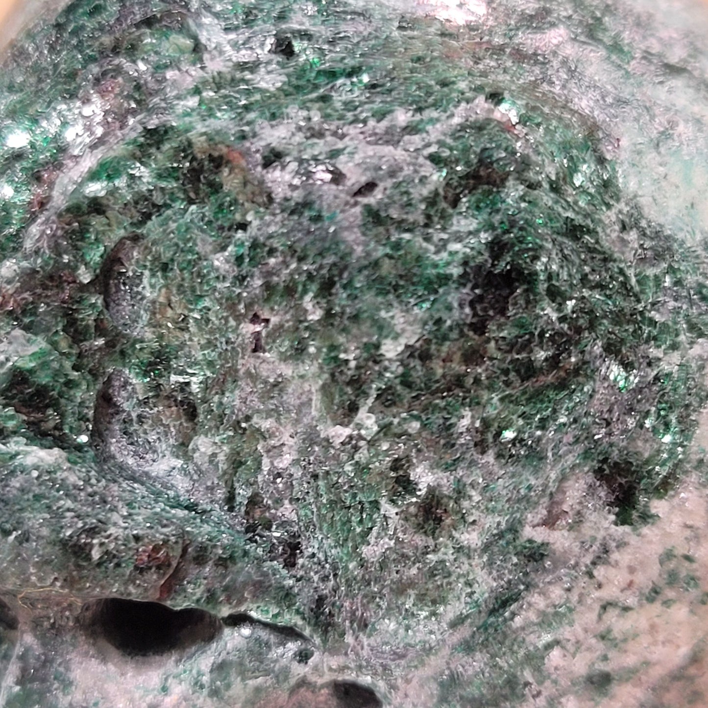 Green Fuschite w Mica 2" Skull