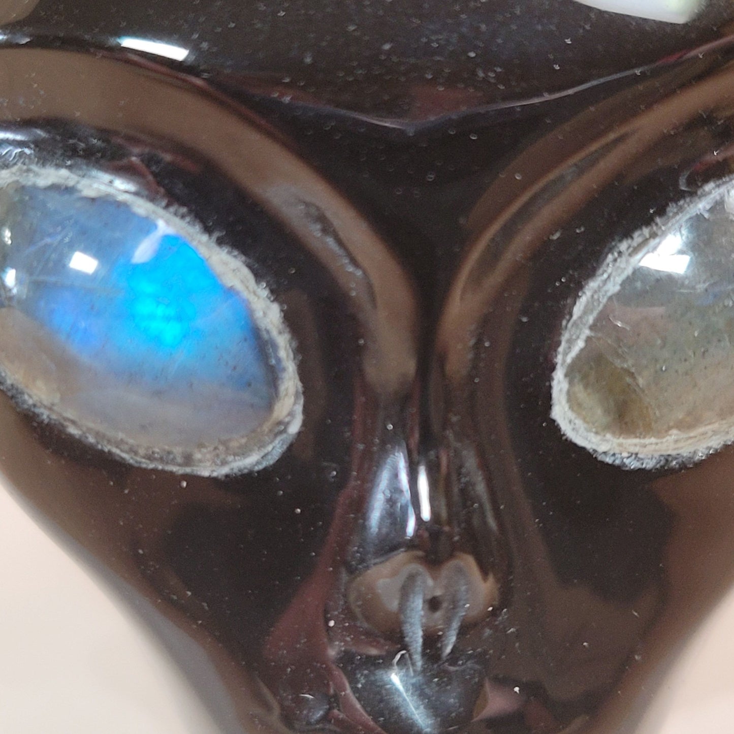 Obsidian w Labradorite 2" Alien