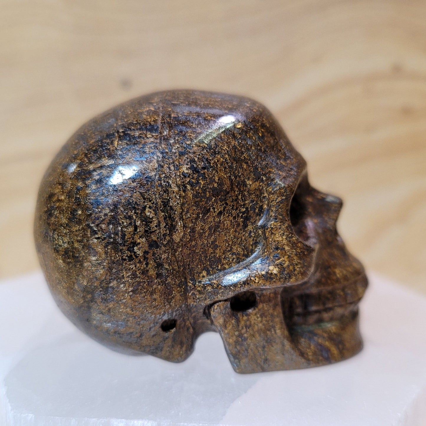 Shimmering Bronzonite 2" Skull