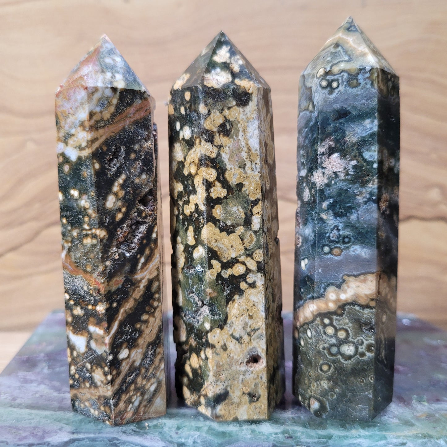 Orbicular Jasper Points