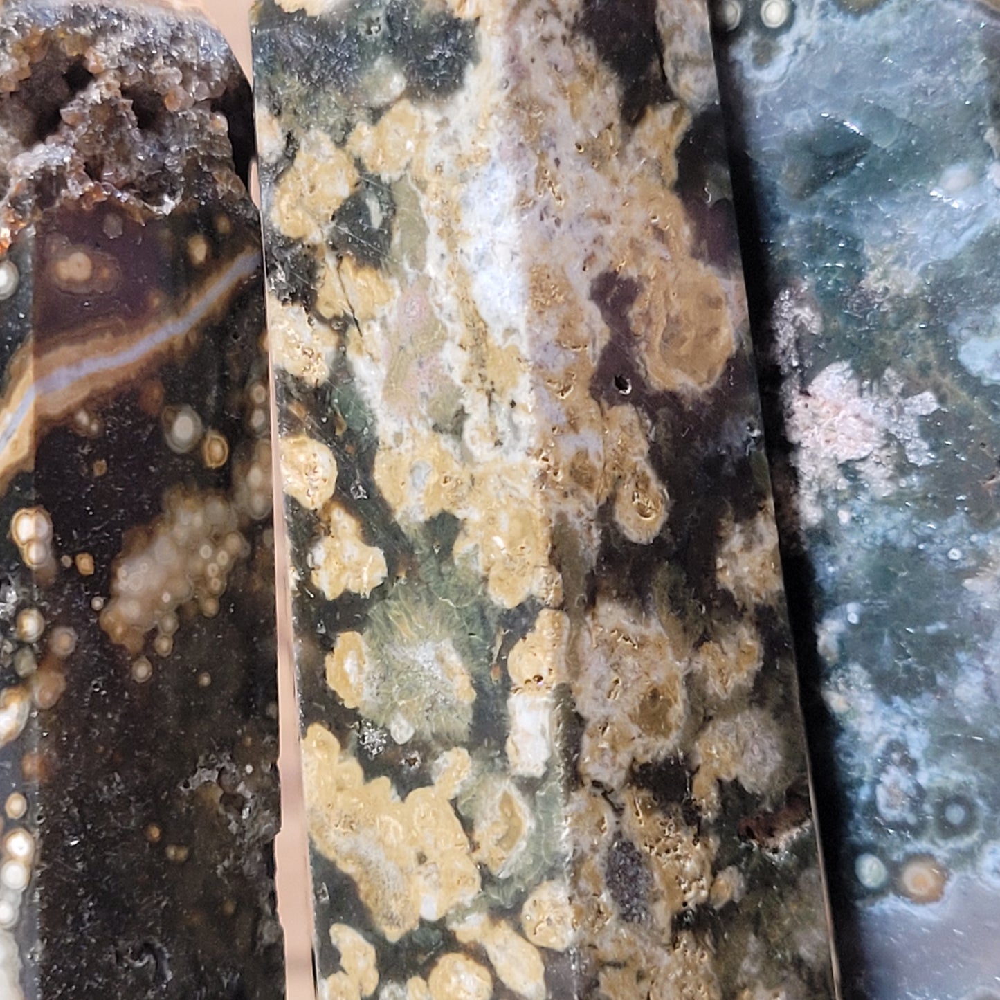 Orbicular Jasper Points