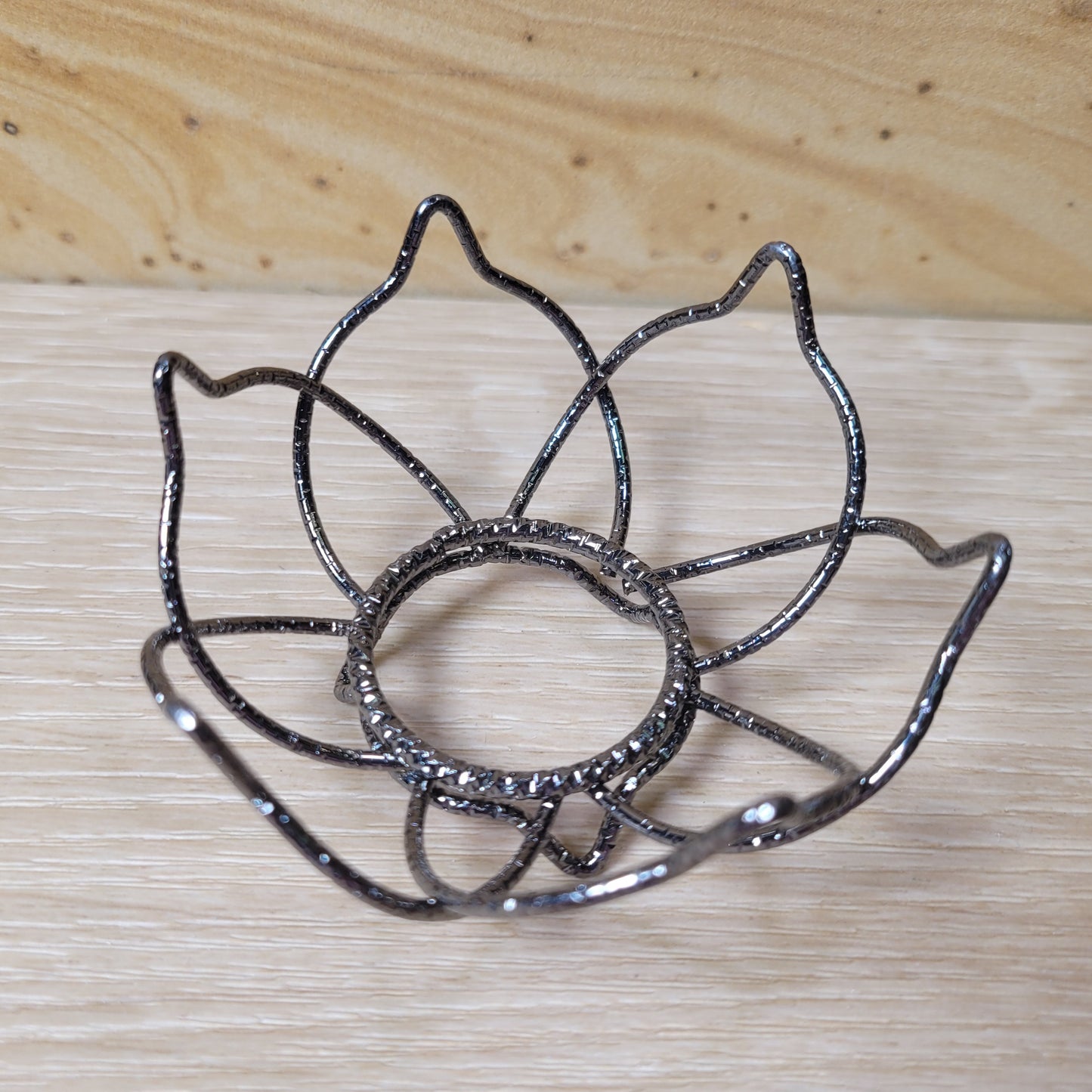 Lotus Sphere Holder