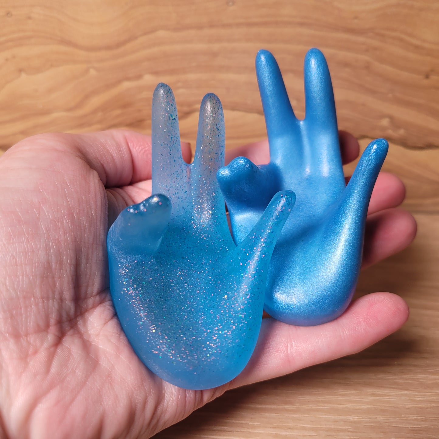 Resin Hand Holder - Blue