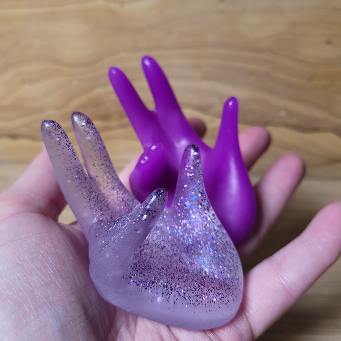 Resin Hand Holder - Purple