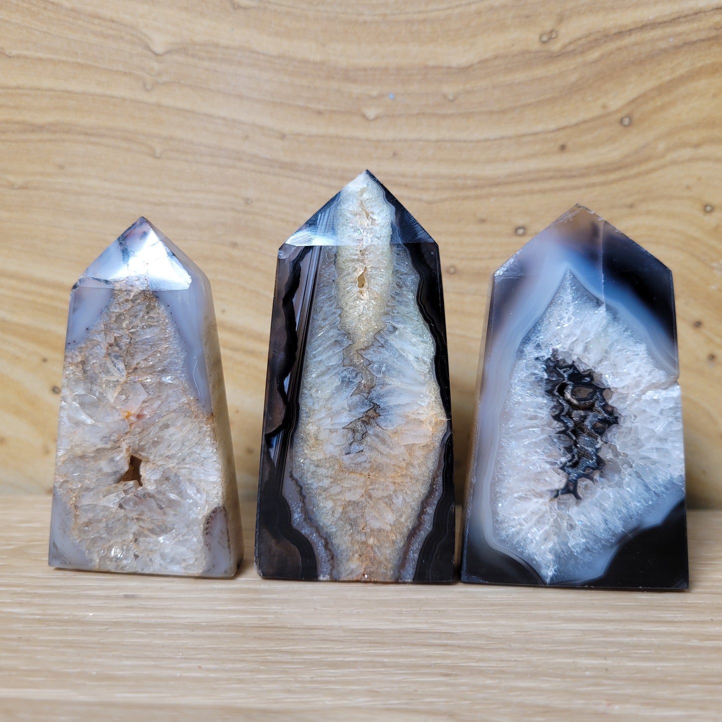 Black Agate Points