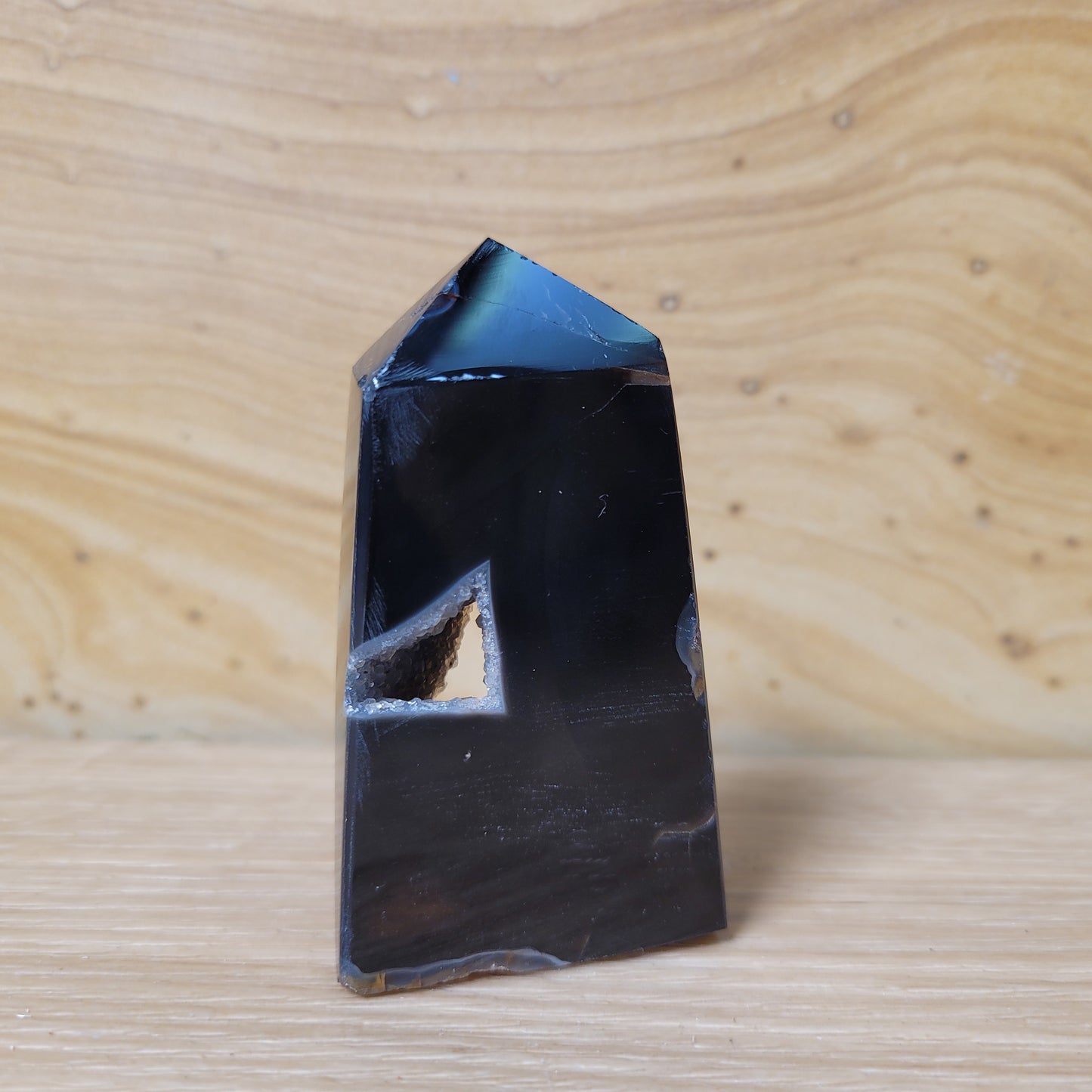 Black Agate Points