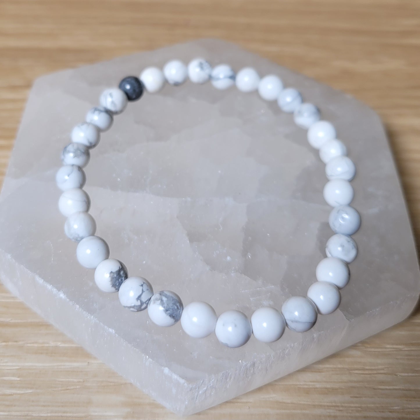 Howlite Bracelet - 6mm to 6.5mm