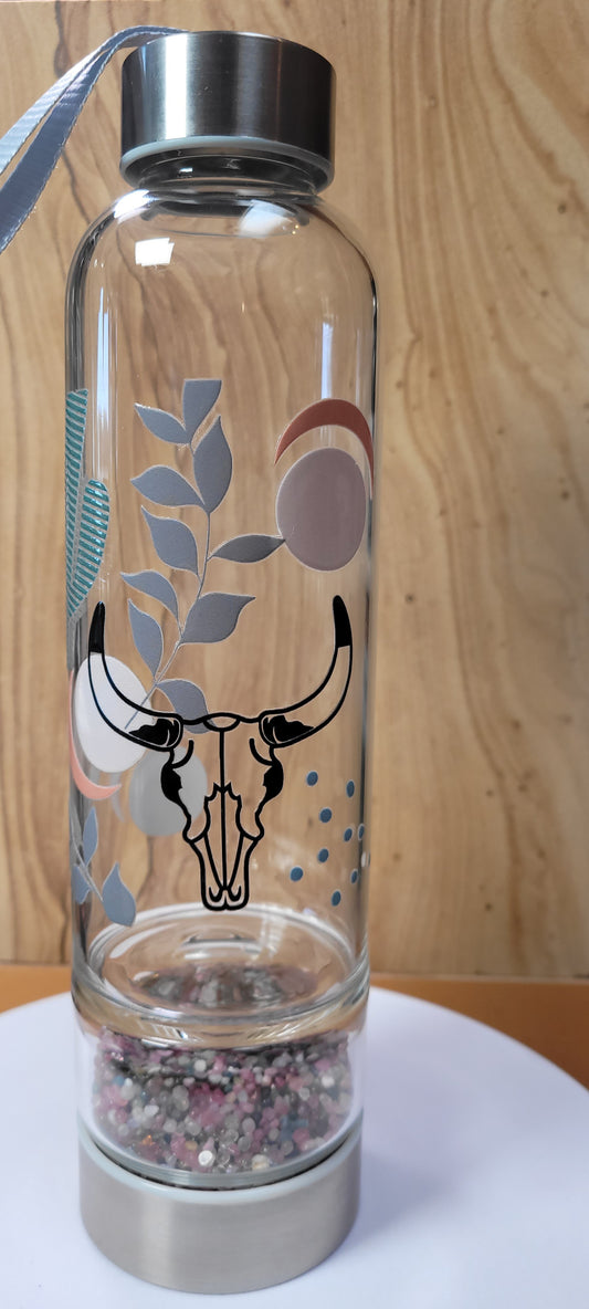 Cow Skull Glass Water Bottle – Stay hydrated in style with this unique glass water bottle featuring a distinctive cow skull design. Made from durable glass, it keeps your drinks pure and fresh while adding a touch of rustic charm to your daily routine. Perfect for home, office, or on-the-go use.