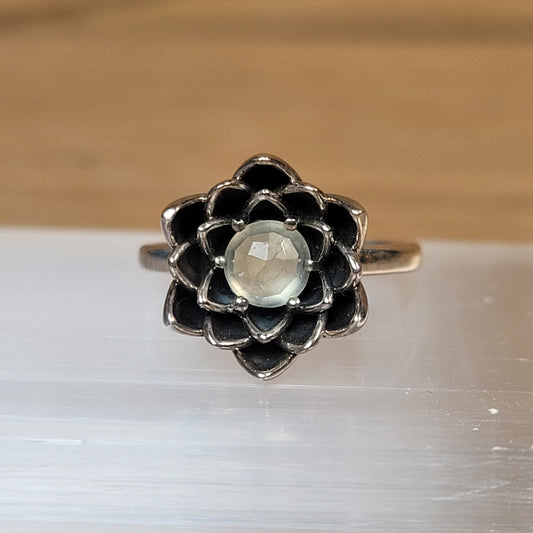 Prehnite Lotus Sterling Silver Ring - Size 5