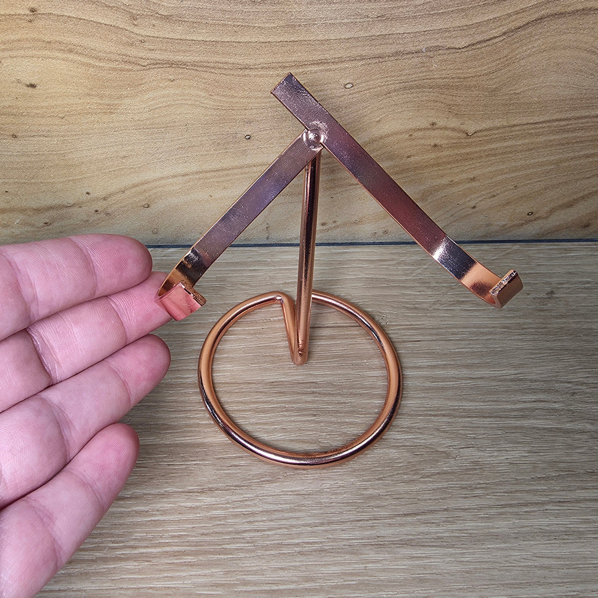 Crystal Display Stand for Hearts, Freeforms & Gemstones