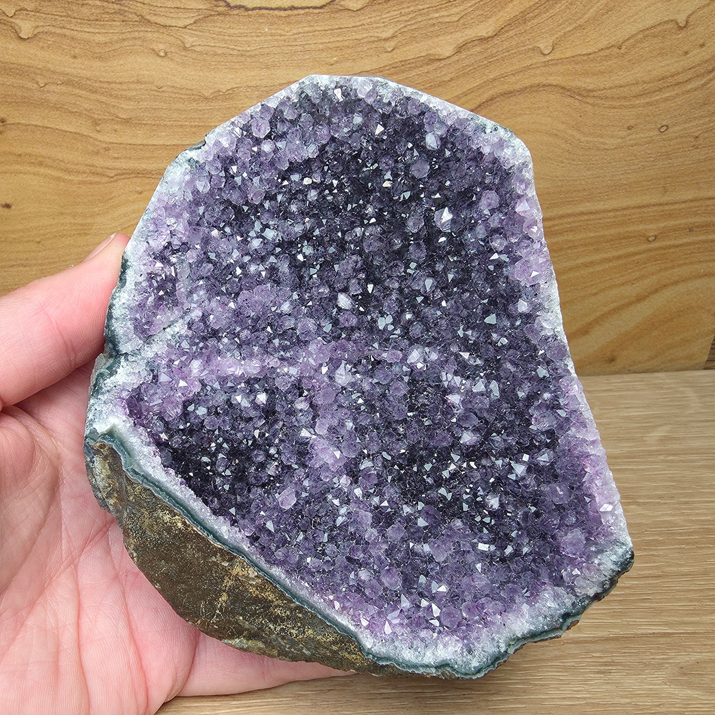 Amethyst Cut Base Freeform