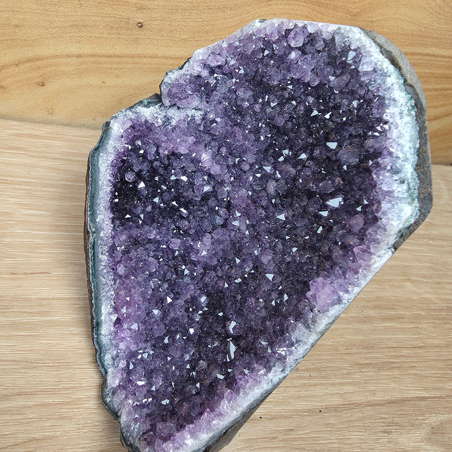 Amethyst Cut Base Freeform