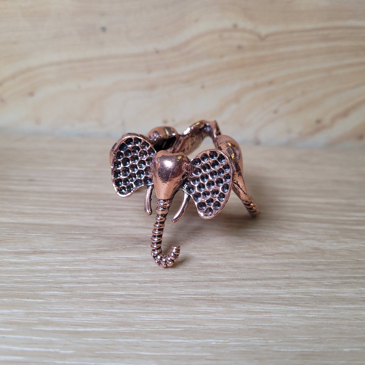 Elephant Sphere Holder
