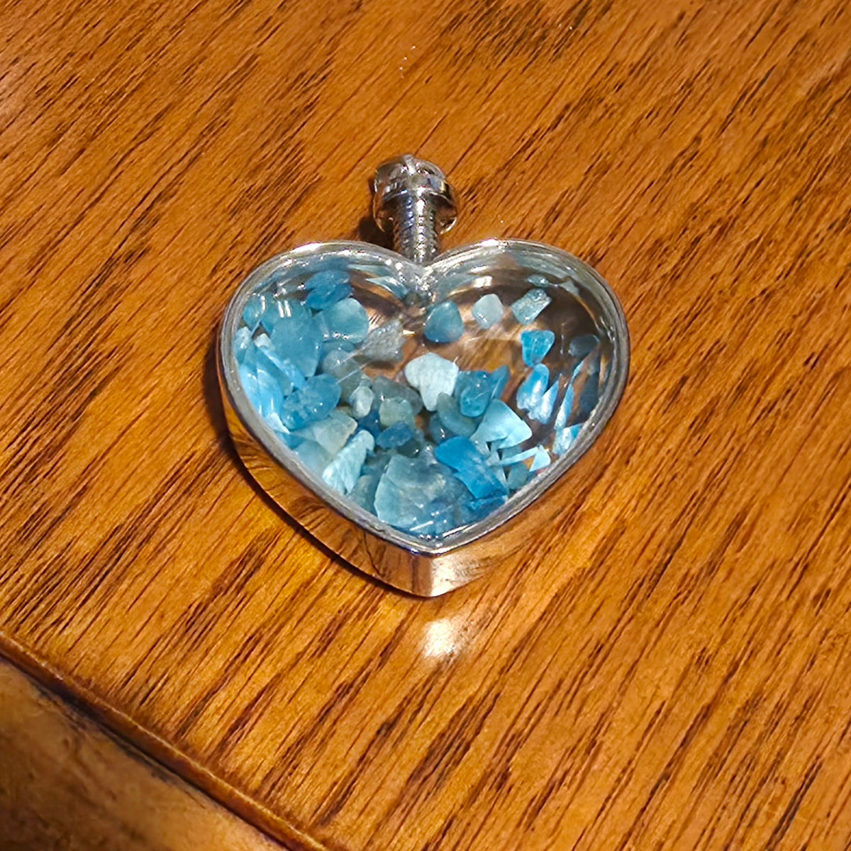 Glass Heart Crystal Chip Necklace