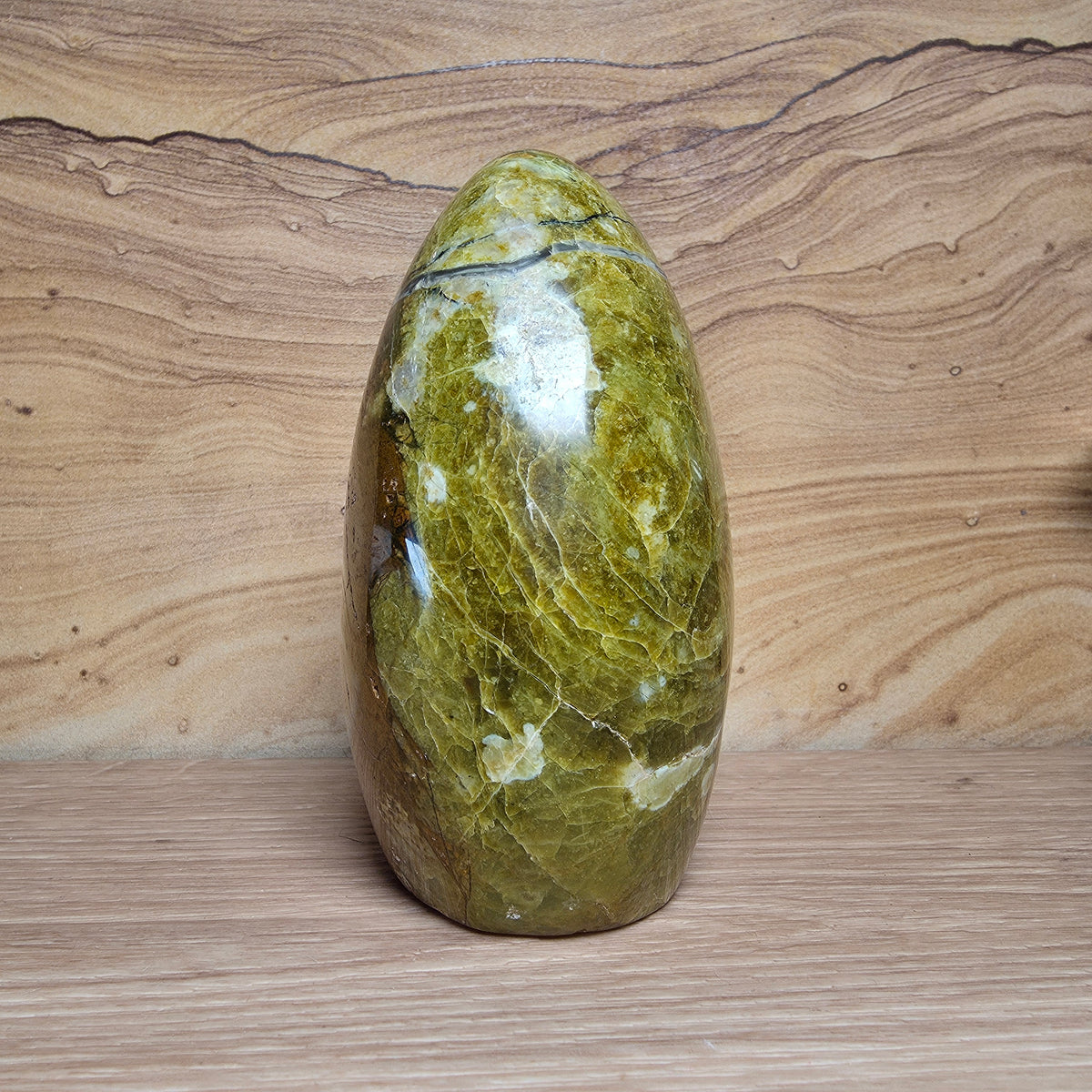 Green Opal Free-form
