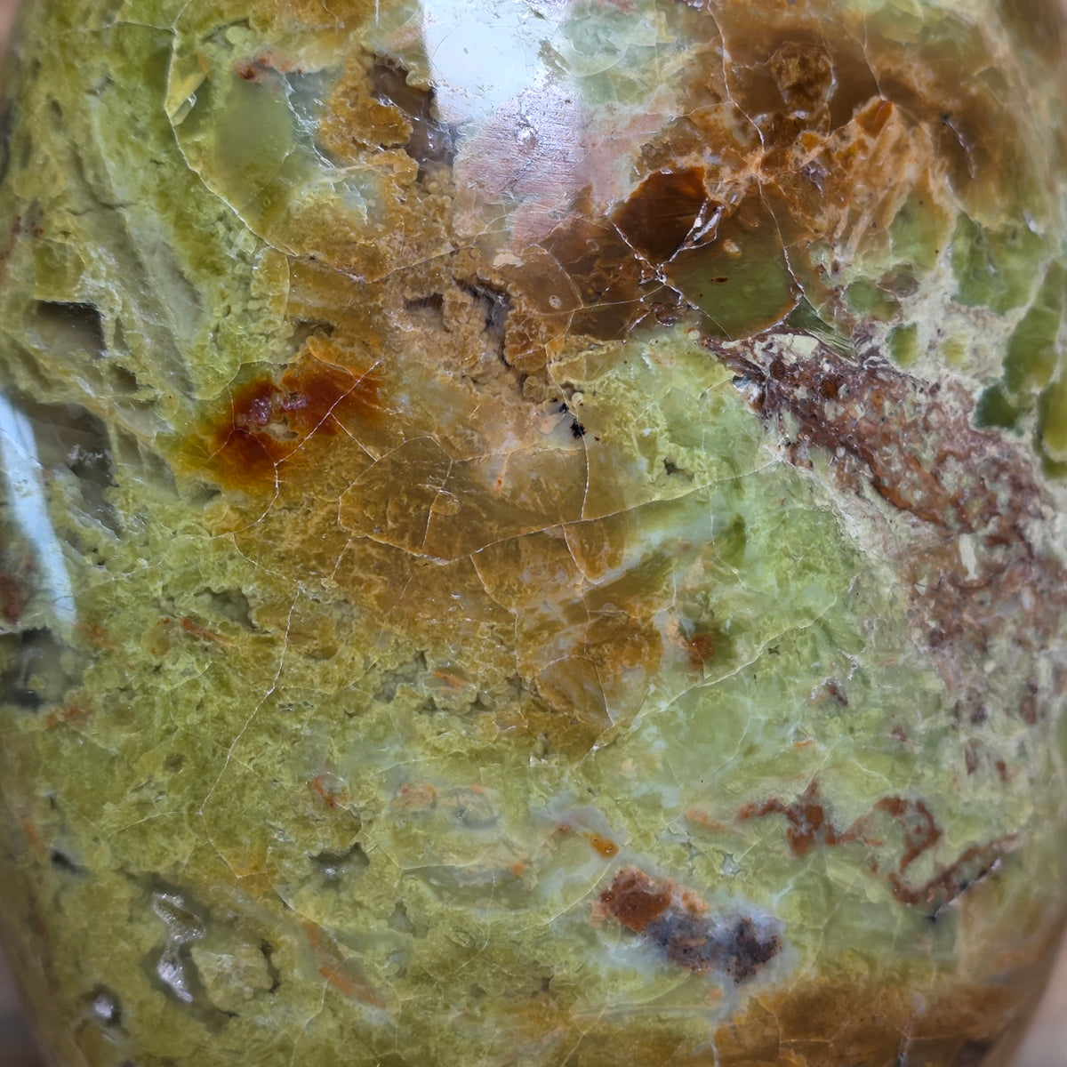 Green Opal Free-form