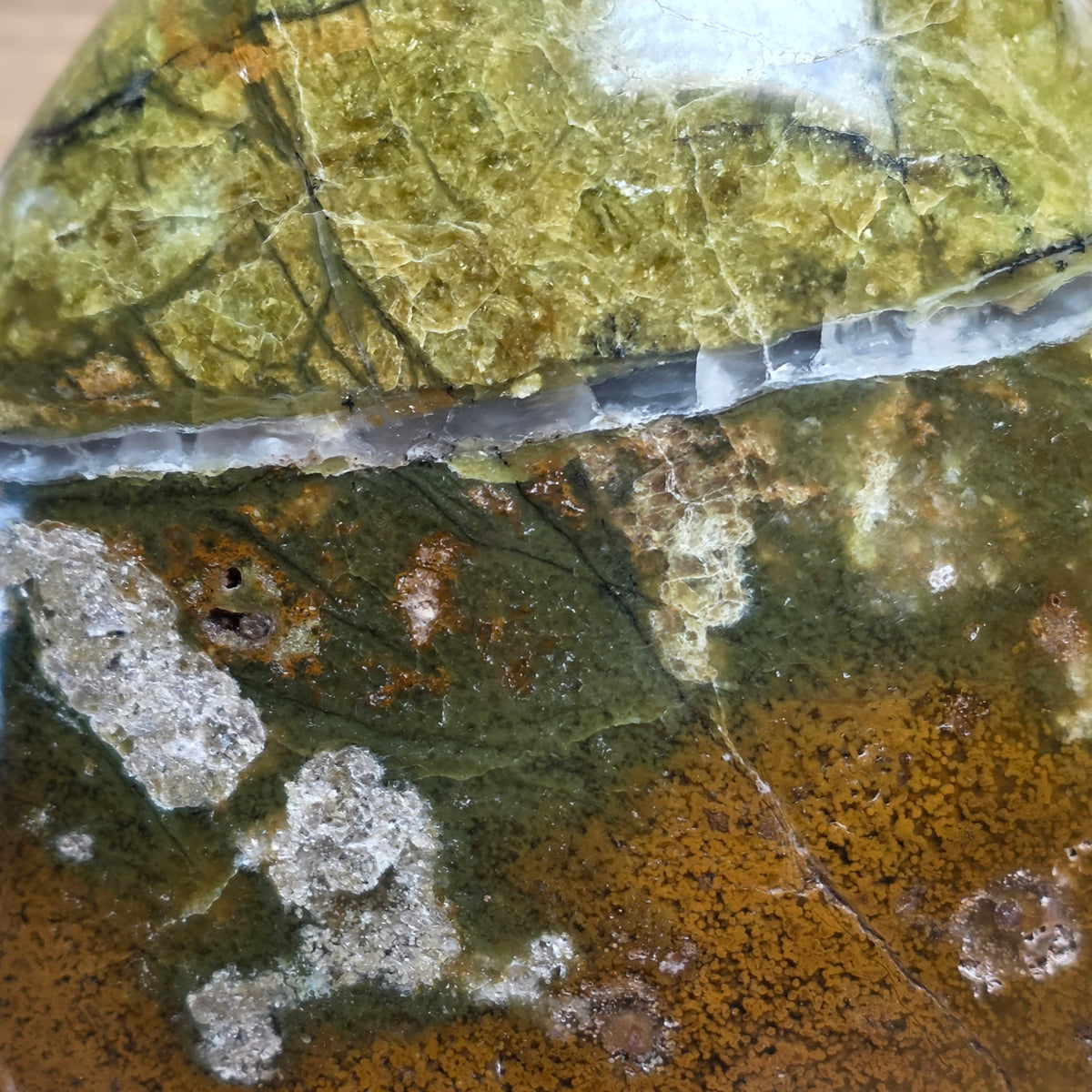 Green Opal Free-form