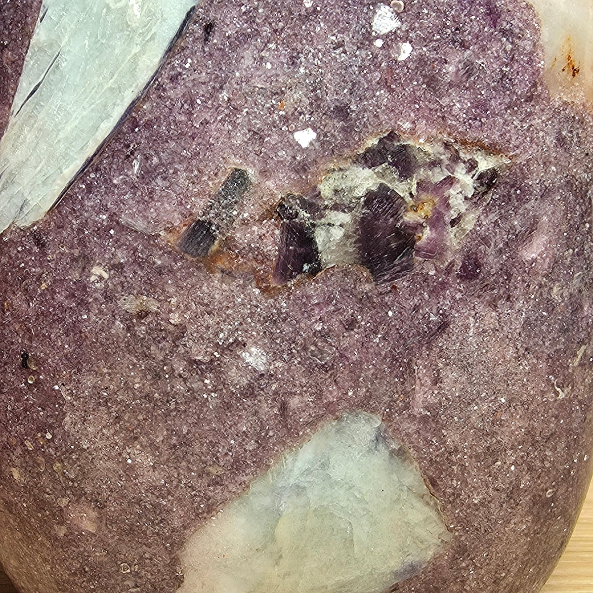 Lepidolite Free-form | Conglomerate
